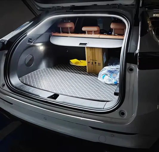 Trunklyy LED 4m - Kompletny zestaw do zamontowania w bagażniku